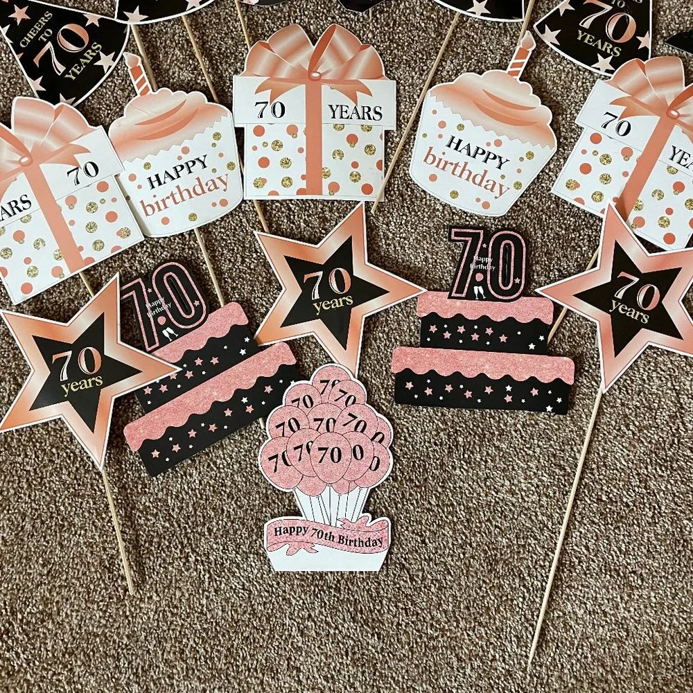 70th birthday decorations for women (32 pieces)